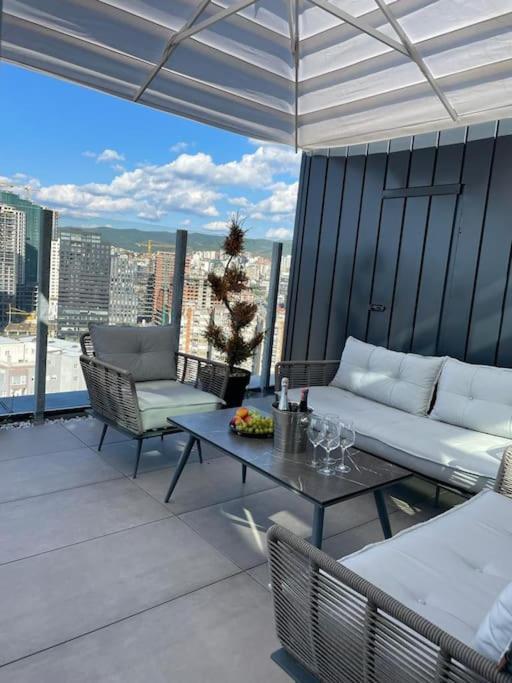Luxury Penthouse Prishtina Lejlighed Pristina Eksteriør billede