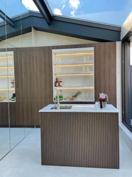 Luxury Penthouse Prishtina Lejlighed Pristina Eksteriør billede