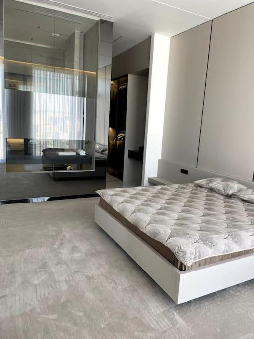 Luxury Penthouse Prishtina Lejlighed Pristina Eksteriør billede